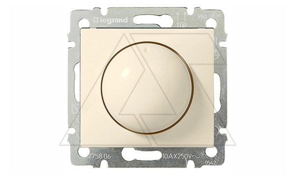 Valena - Светорегулятор 400 Вт, сл.кость (инд. упаковка)