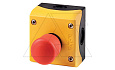 Пост кнопочный M22-PV/KC02/IY, пластик, желтый верх и черное основание, 1 красная аварийная кнопка (разблокировка вытягиванием), 2NC, IP67/69K от интернет-магазина amperkin.by
