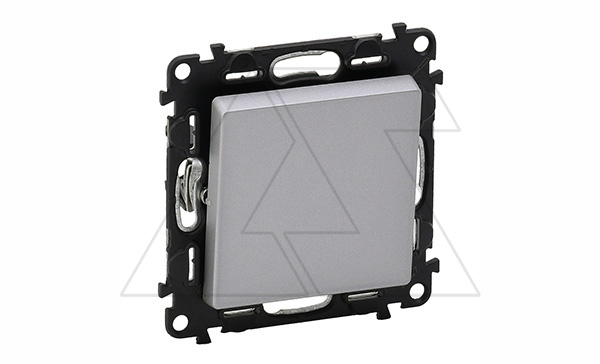 Valena Life - Переключатель на 2 направления, алюминий (инд. упаковка)