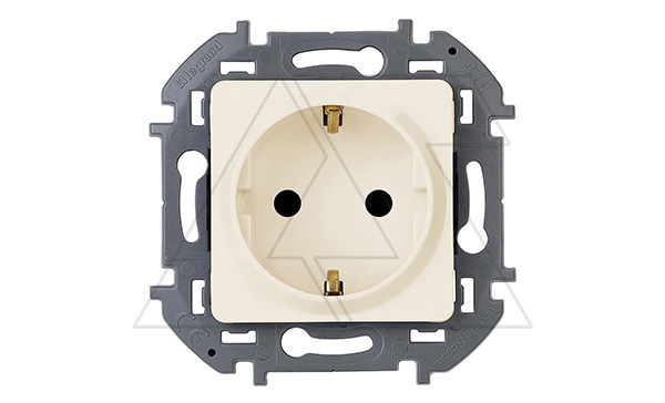 Inspiria - Розетка 2P+E нем. стд. (сл.кость)
