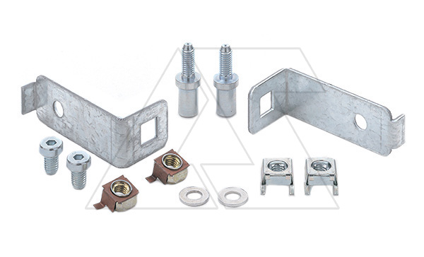 Кронштейны для доп. крепления монт. панели EUPA в середине при уст. заподлицо задним стойкам.