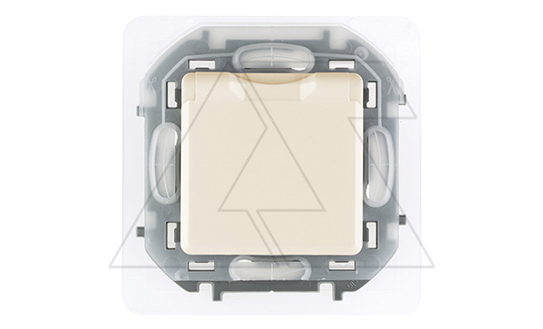 Inspiria - Розетка 2P+E нем. стд. с крышкой, со шторками IP44 (сл.кость)