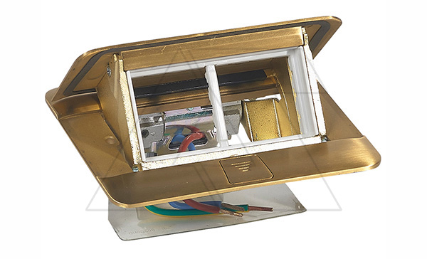 Блок розеточный неукомпл.выдвижной 4М, латунь