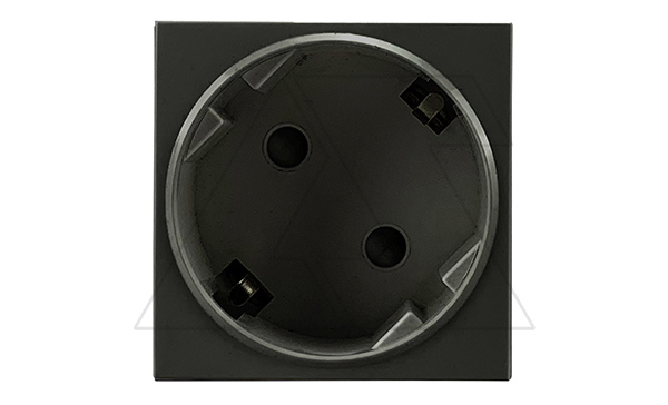 Noen - Розетка 2P+E, 2М, защ. шторки, со смещением контактов 45°, черная