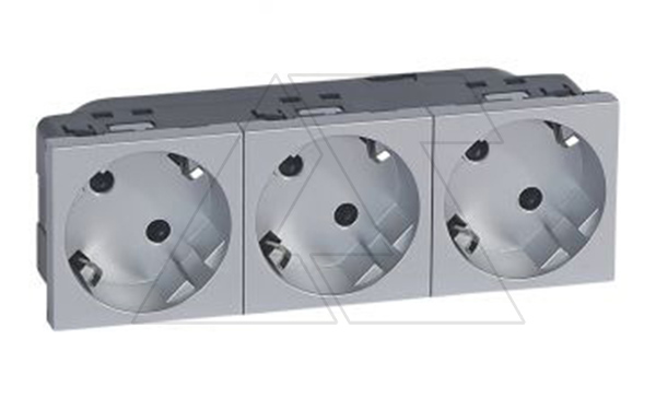 Mosaic - Розетка тройная, 3х2P+E, 6M, защ. шторки, пруж. зажимы,  со смещением контактов 45°, алюминий