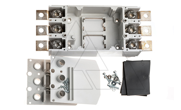 Основание (цоколь) для втычн. DPX 250ER 3P, переднее подключение