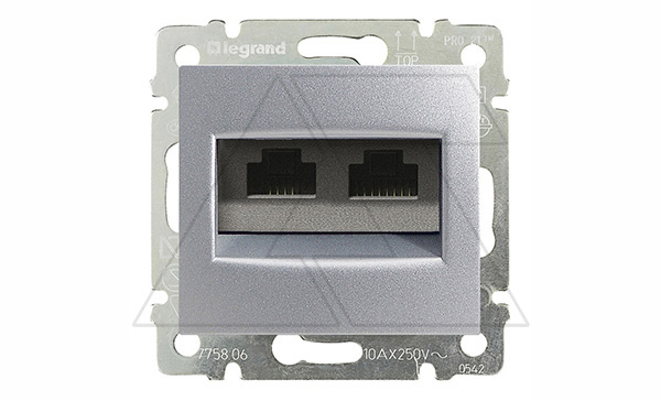 Valena - Розетка 2хRJ-45 UTP CAT5E монтаж на захватах, алюминий