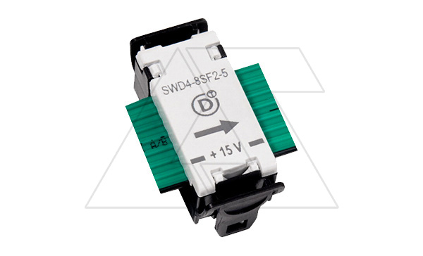 Cоединительный элемент SWD4-8SF2-5 SWD для фиксации на плоский кабель
