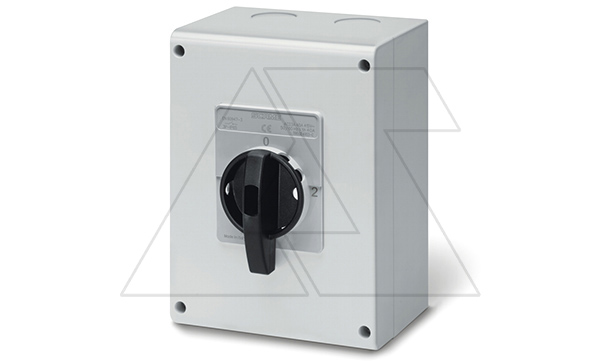 Переключатель реверсивный I-0-II, 3P, 63A, 690VAC, габ. С2, черная блок. рукоятка, в пластм. корпусе IP55, ISOLATORS