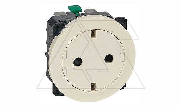 Celiane - Розетка 2P+E, с плоской лицевой панелью, пруж. зажимы, защ. шторки, слоновая кость