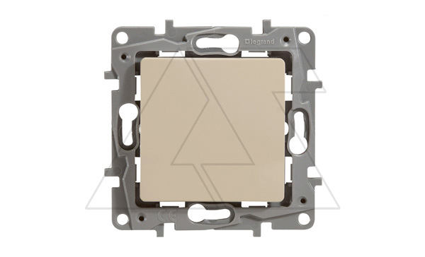 Etika - Выключатель/переключатель IP44 (сл.кость)