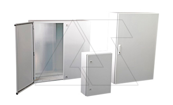 Щит DM моноблочный 600x600x210мм (ВxШxГ) с монт. панелью однодверный, замок язычковый 2шт, без настенного крепежа (арт.971-300), RAL7035, IP66